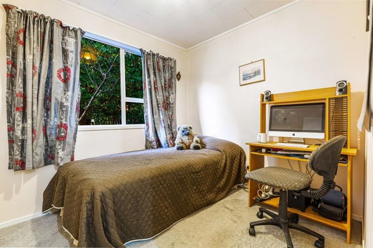 Photo of property in 10 Skyla Place, Massey, Auckland, 0614