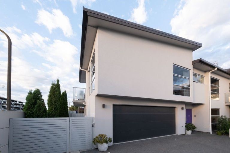 Photo of property in 1/180 Hyderabad Road, Ahuriri, Napier, 4110