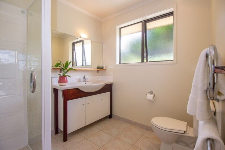 Photo of property in 18 Meadowstone Lane, Maungakaramea, Whangarei, 0178