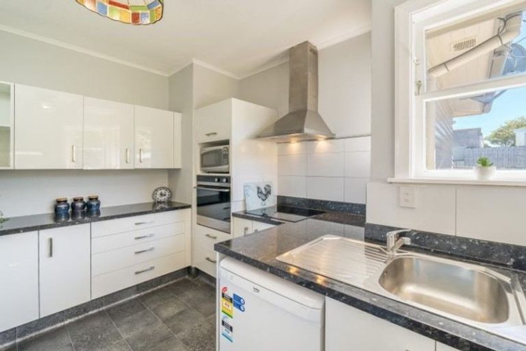 Photo of property in 12 Tennyson Street, Petone, Lower Hutt, 5012