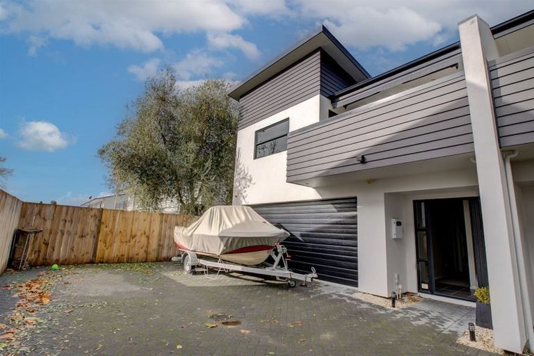 Photo of property in 44d Willoughby Street, Whitiora, Hamilton, 3200