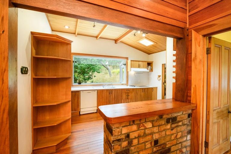 Photo of property in 512a Parewanui Road, Bulls, 4894