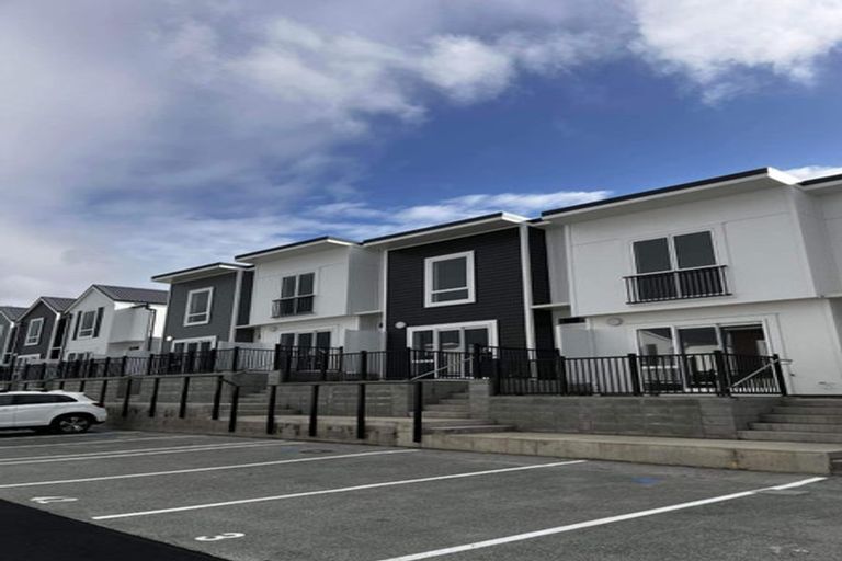 Photo of property in 39/30 Adventure Drive, Whitby, Porirua, 5024