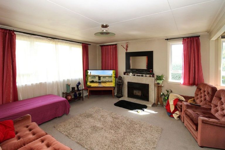 Photo of property in 8 Barrett Place, Carterton, 5713