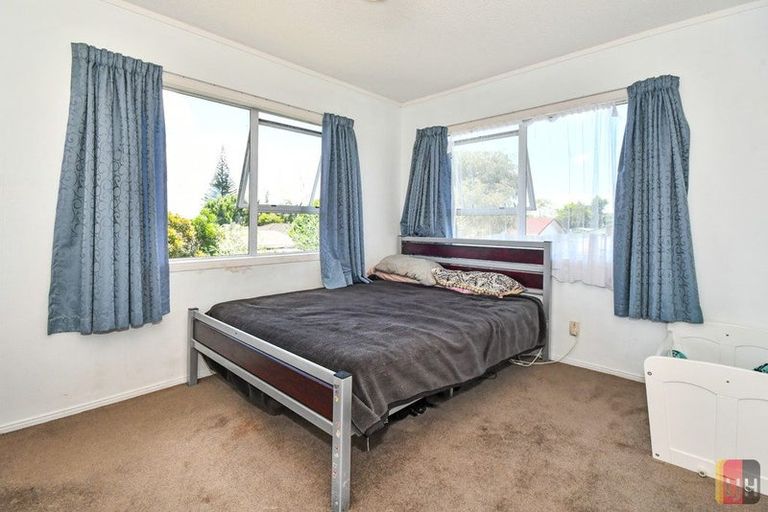Photo of property in 13 Huber Street, Weymouth, Auckland, 2103