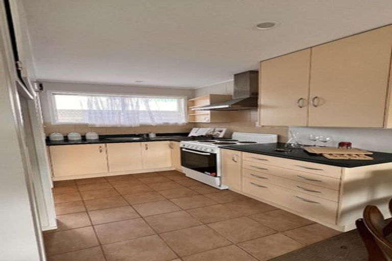 Photo of property in 4/54 Seabrook Avenue, New Lynn, Auckland, 0600