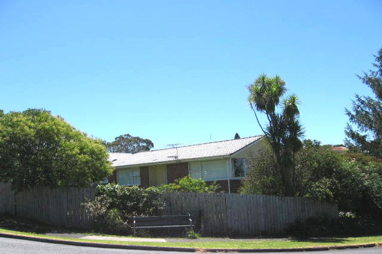Photo of property in 2/49 Wolsley Avenue, Milford, Auckland, 0620