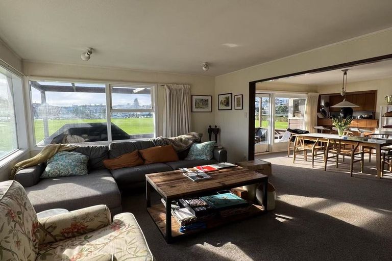 Photo of property in 14 Murray Grey Lane, Karaka, 2580