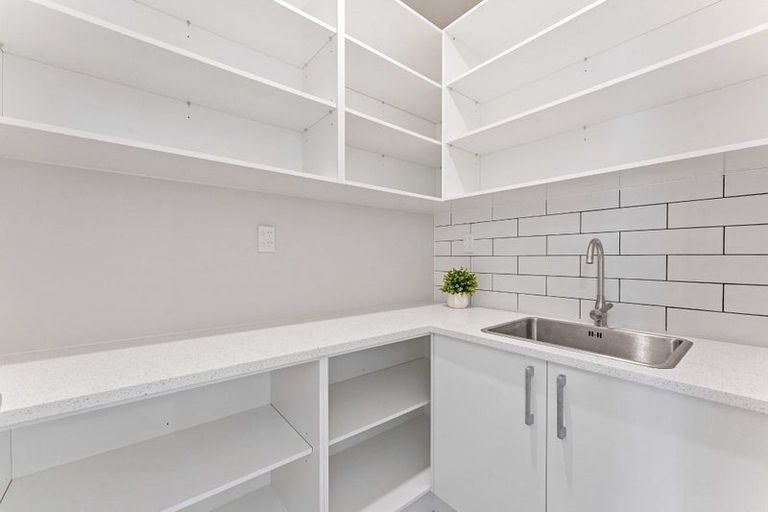 Photo of property in 101 Mutetai Road, Clarks Beach, 2122