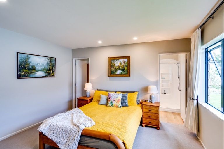 Photo of property in 4 Meissner Road, Havelock North, 4130