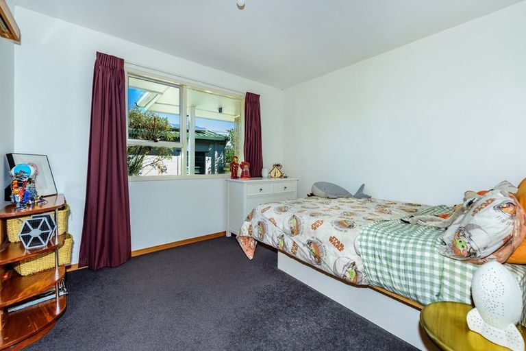Photo of property in 28 Sandra Street, South New Brighton, Christchurch, 8062