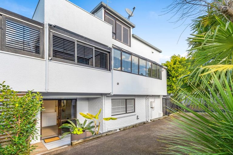 Photo of property in 1/18 Killarney Street, Takapuna, Auckland, 0622