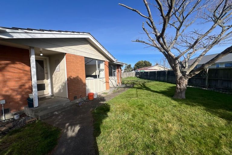 Photo of property in 25b Medina Crescent, Parklands, Christchurch, 8083
