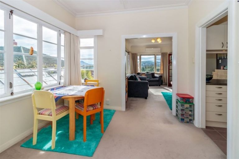 Photo of property in 94 Forbury Road, Saint Clair, Dunedin, 9012