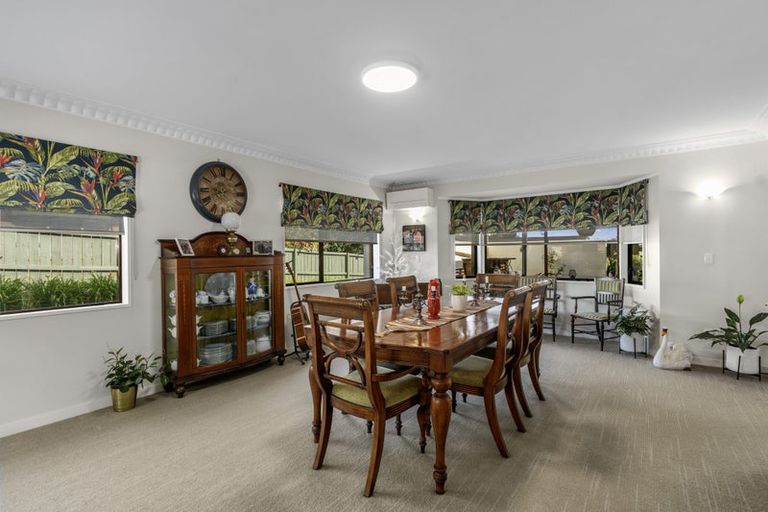 Photo of property in 11 Laing Place, Otumoetai, Tauranga, 3110