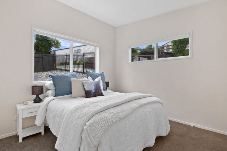 Photo of property in 36a Brian Crescent, Stanmore Bay, Whangaparaoa, 0932