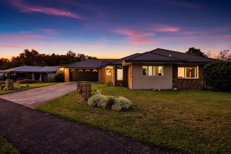 Photo of property in 4 Adam Lile Drive, Highlands Park, New Plymouth, 4312