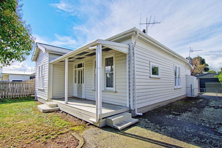 Photo of property in 22 Devon Street, Aro Valley, Wellington, 6021