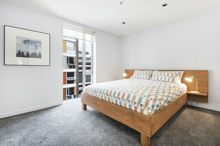 Photo of property in Piermont Apartments, 5b/82 Cable Street, Te Aro, Wellington, 6011