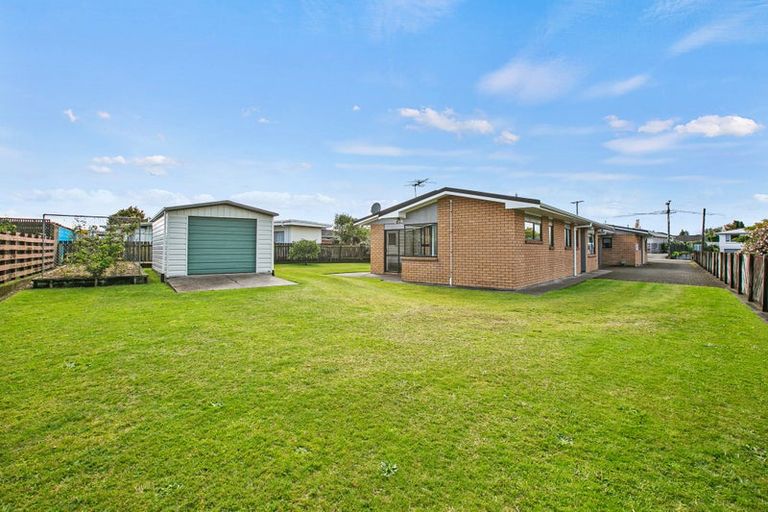 Photo of property in 2/38 Waimea Street, Westown, New Plymouth, 4310