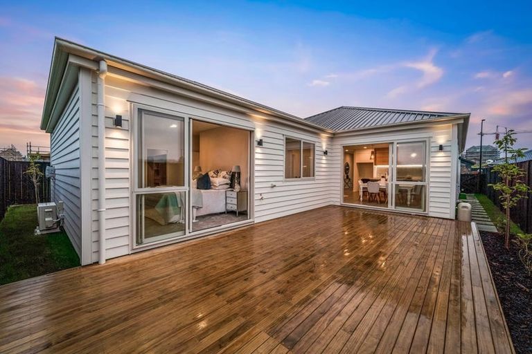 Photo of property in 20 Babina Avenue, Kumeu, 0810