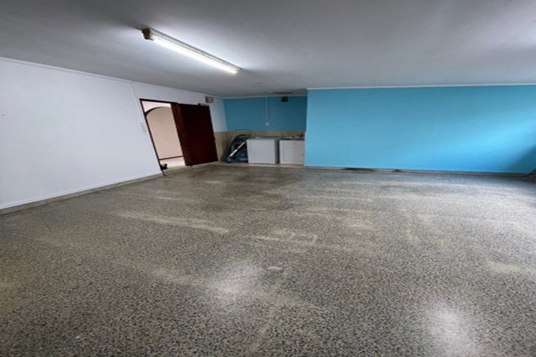 Photo of property in 94 Arran Road, Browns Bay, Auckland, 0630