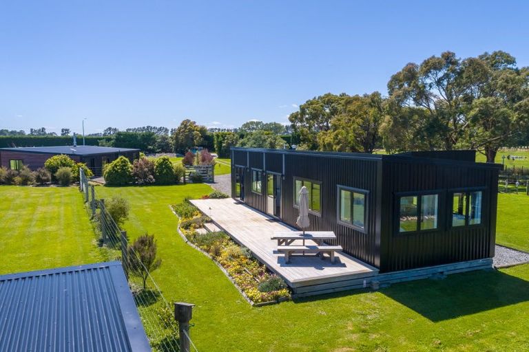 Photo of property in 16 East Taratahi Road, West Taratahi, Carterton, 5887