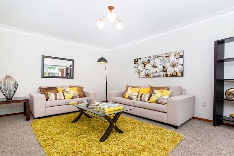 Photo of property in 5/1 Takapu Street, Henderson, Auckland, 0612