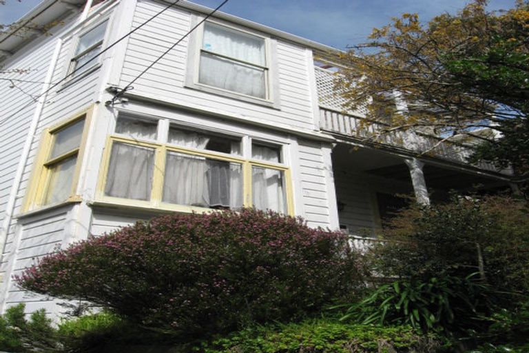 Photo of property in Flagstaff Hill, 16 Terrace Gardens, Te Aro, Wellington, 6011