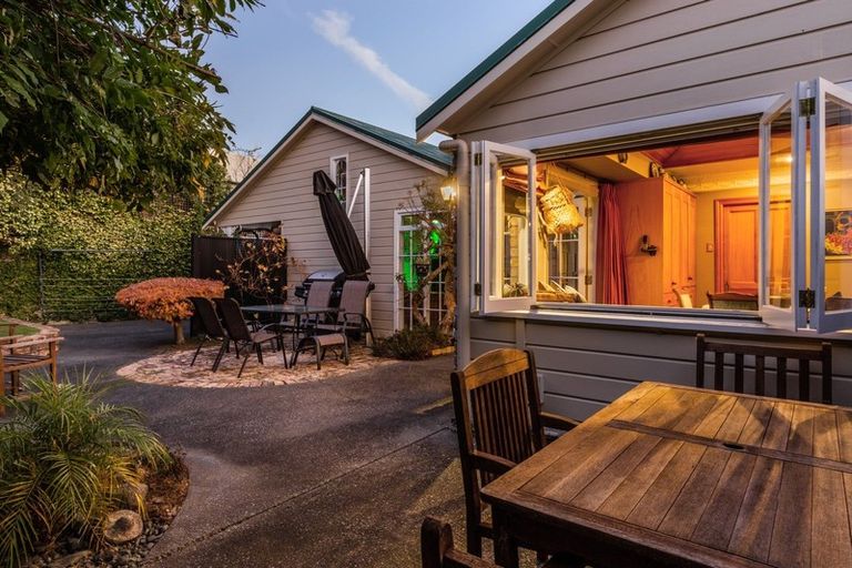 Photo of property in 70 Shepherd Road, Waipahihi, Taupo, 3330