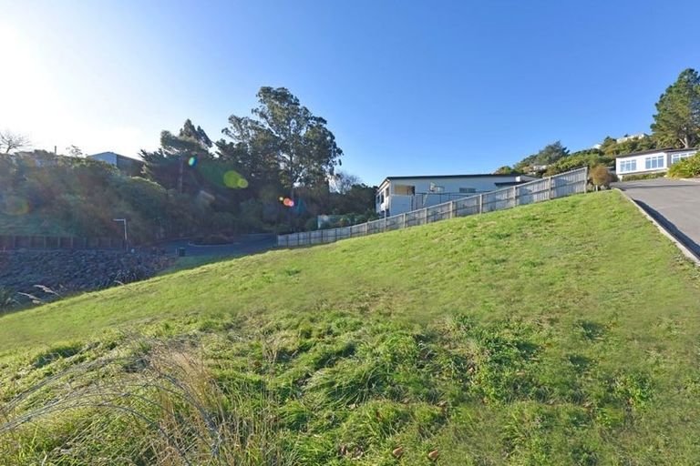 Photo of property in 2 Halcyon Way, Cashmere, Christchurch, 8022