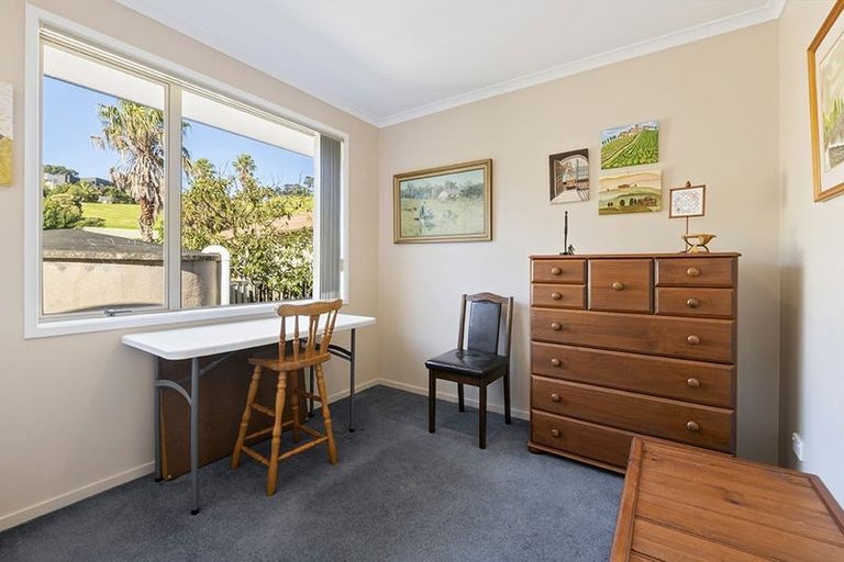 Photo of property in 17 Kestrel Heights, Arkles Bay, Whangaparaoa, 0932