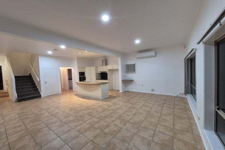 Photo of property in 17 Trimaran Drive, Gulf Harbour, Whangaparaoa, 0930