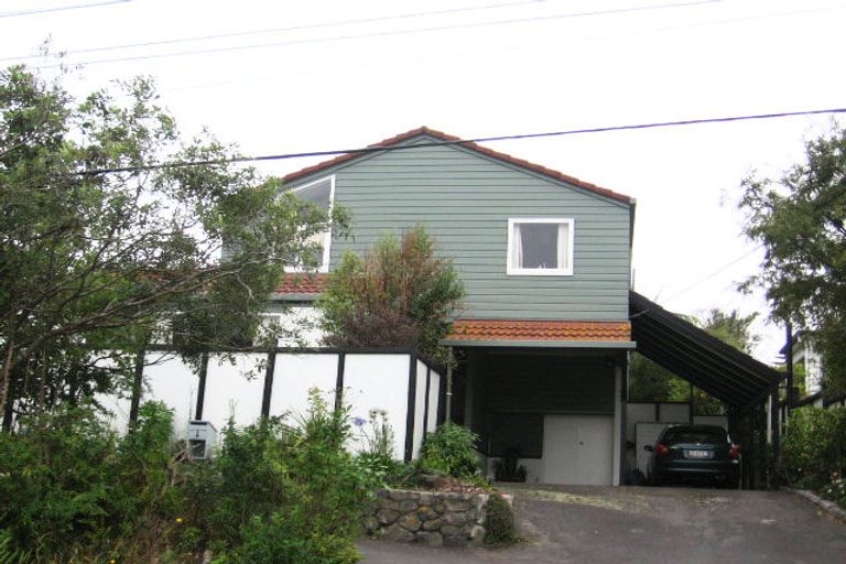 Photo of property in 1 Lochiel Road, Khandallah, Wellington, 6035