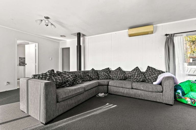 Photo of property in 49 Neri Crescent, Pomare, Rotorua, 3015