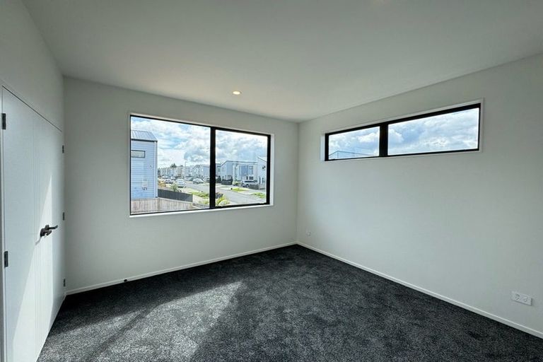 Photo of property in 107 Limestone Drive, Hobsonville, Auckland, 0616