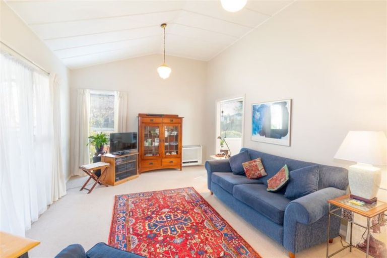 Photo of property in 8 Erin Crescent, Mairehau, Christchurch, 8013
