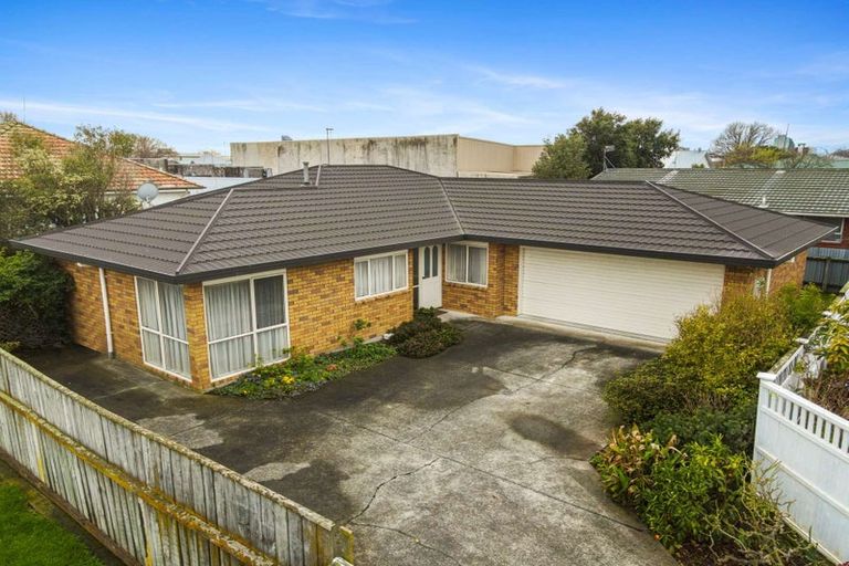 Photo of property in 157 Ferguson Street, West End, Palmerston North, 4412