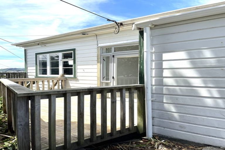 Photo of property in 39 Rhine Street, Island Bay, Wellington, 6023