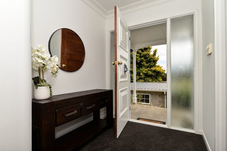 Photo of property in 27 Hinton Avenue, Forest Lake, Hamilton, 3200