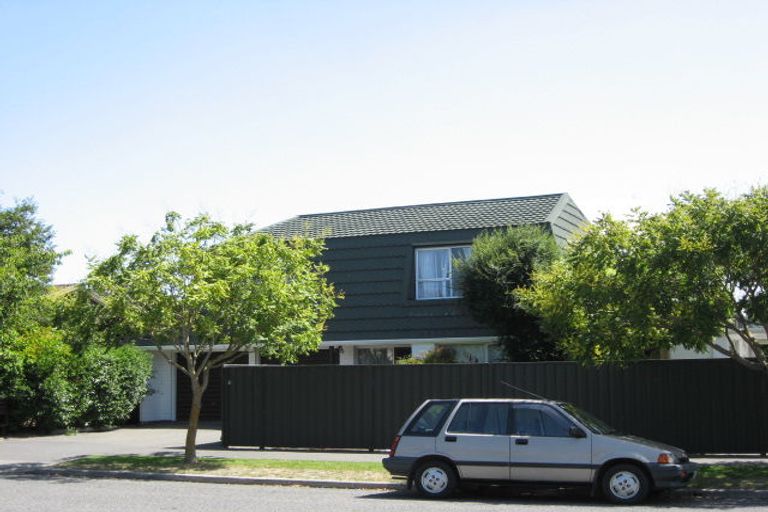 Photo of property in 77 Winchester Street, Merivale, Christchurch, 8014