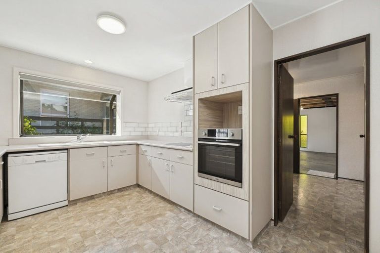 Photo of property in 8 Wychwood Crescent, Springfield, Rotorua, 3015