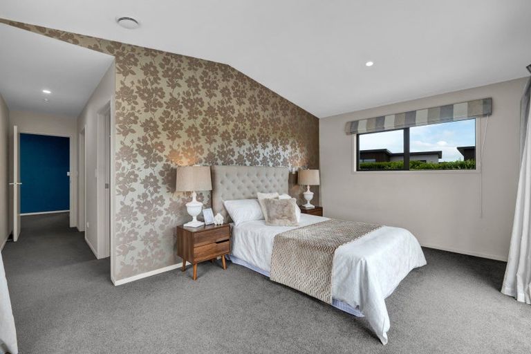 Photo of property in 12 Kotare Drive, Waiwhakaiho, New Plymouth, 4312