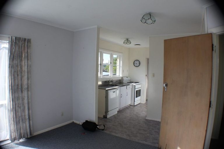 Photo of property in 1/276 Dowse Drive, Maungaraki, Lower Hutt, 5010