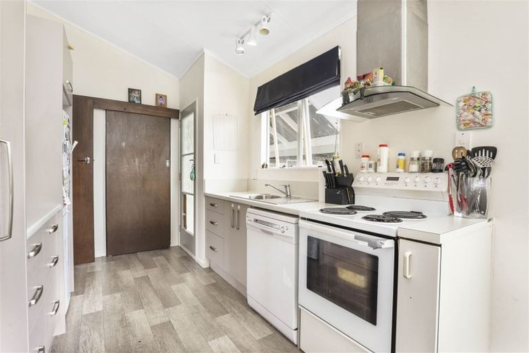 Photo of property in 4 Elmwood Crescent, Pukete, Hamilton, 3200