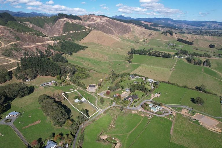 Photo of property in 241 Wallace Road, Koputaroa, Levin, 5571