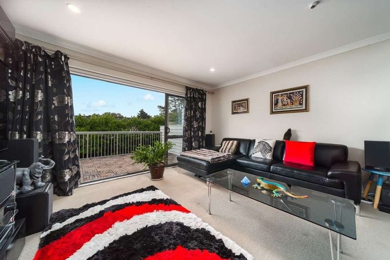 Photo of property in 12/46 Carlos Drive, Flat Bush, Auckland, 2016