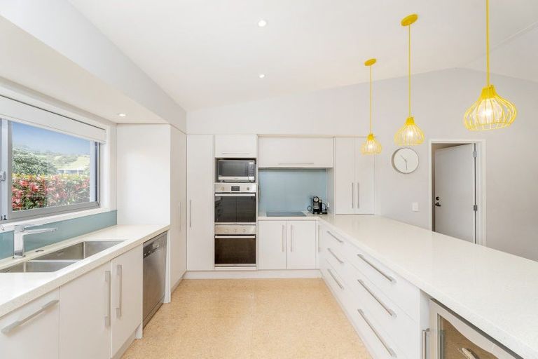 Photo of property in 118 Lil Place, Whangapoua, Coromandel, 3582