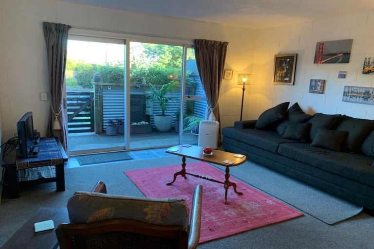 Photo of property in 9/57 Carrington Street, Lower Vogeltown, New Plymouth, 4310