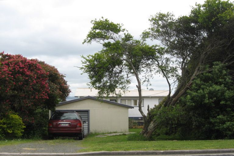Photo of property in 1348 Whangaparaoa Road, Army Bay, Whangaparaoa, 0930